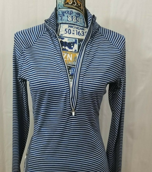 Athleta Quarter Zip pull over - Picture 7 of 8